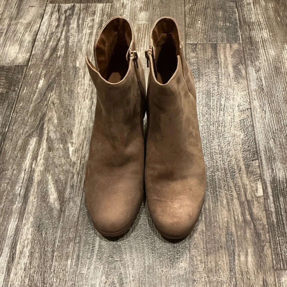 Style & Co. Tan Wedge Ankle Boots Size 11